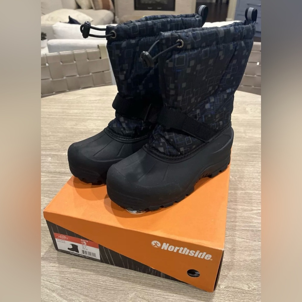 Northside Frosty Polar Snow Boots Boys Black/Blue Size 5